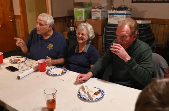 October 2023 L-R: Gil, WB9TFH, Donna, WB9TFF, Bill, W9LR (WE9R Photo)